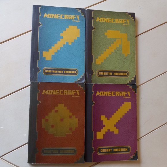 Minecraft Scholastic Handbooks Collection - Picture 1 of 10